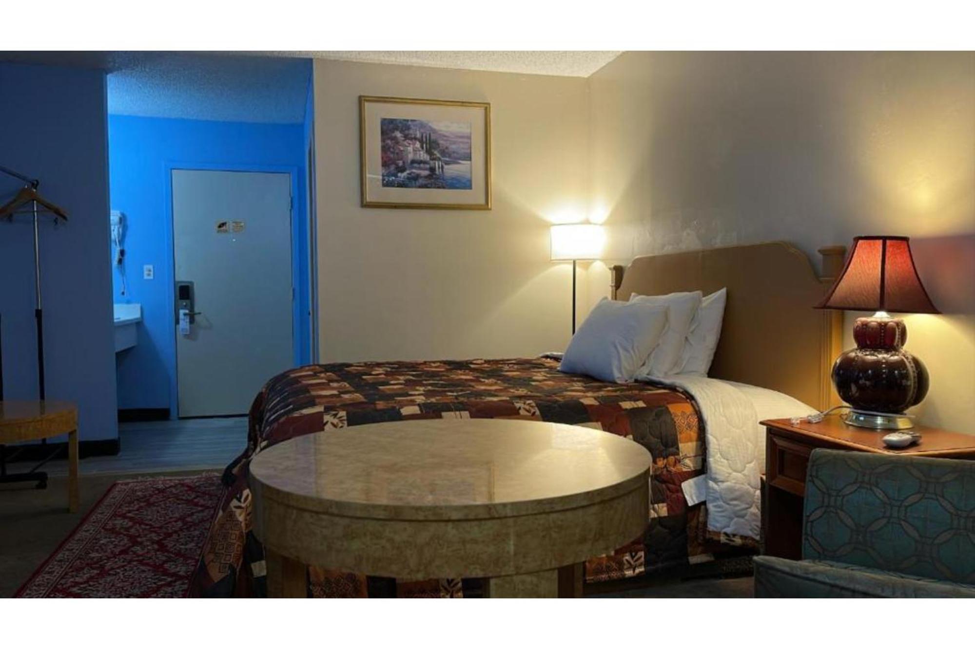 Country Motel